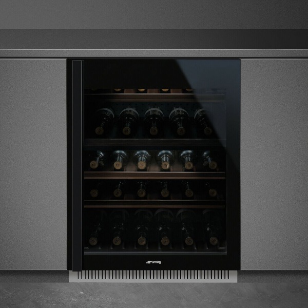 Двухзонный винный шкаф Smeg CVI638LN3