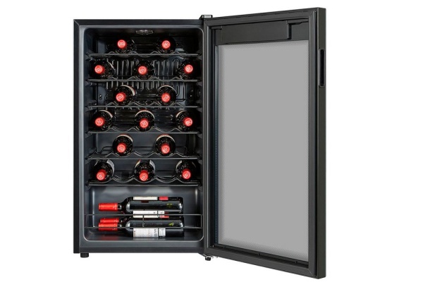 Монотемпературный винный шкаф Temptech PWF9500SBS